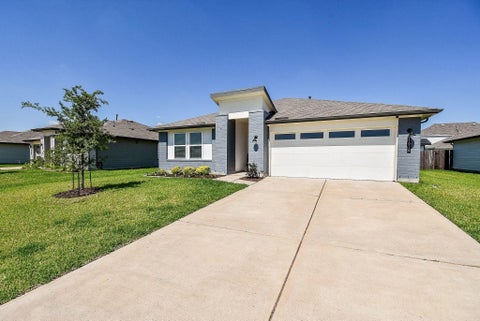 Photo of 1614 Mountain Echo Drive, Richmond, TX 77469 (MLS # 45688017)