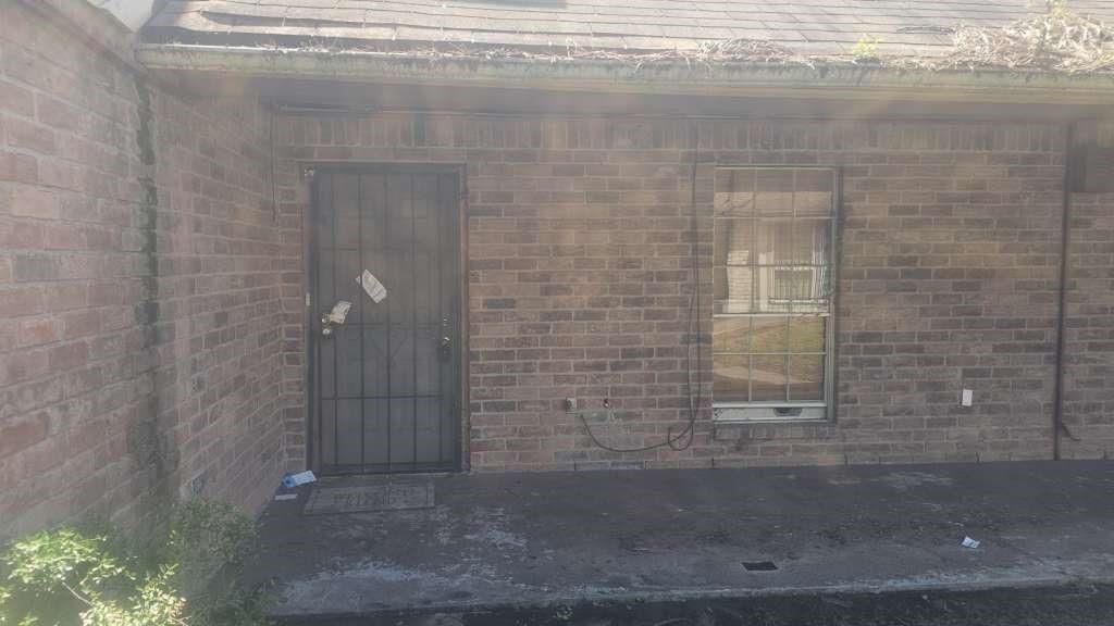 Photo of 12311 W Village Drive #C, Houston, TX 77039 (MLS # 16726326)