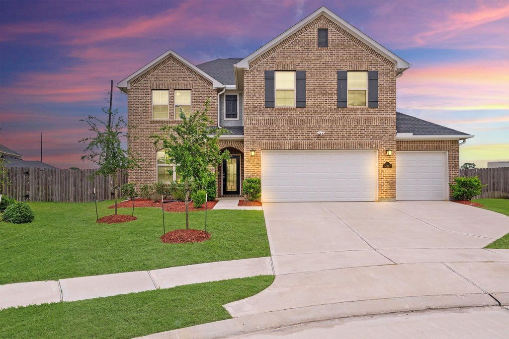 Photo of 31202 Zacara Lane, Fulshear, TX 77441 (MLS # 11832045)