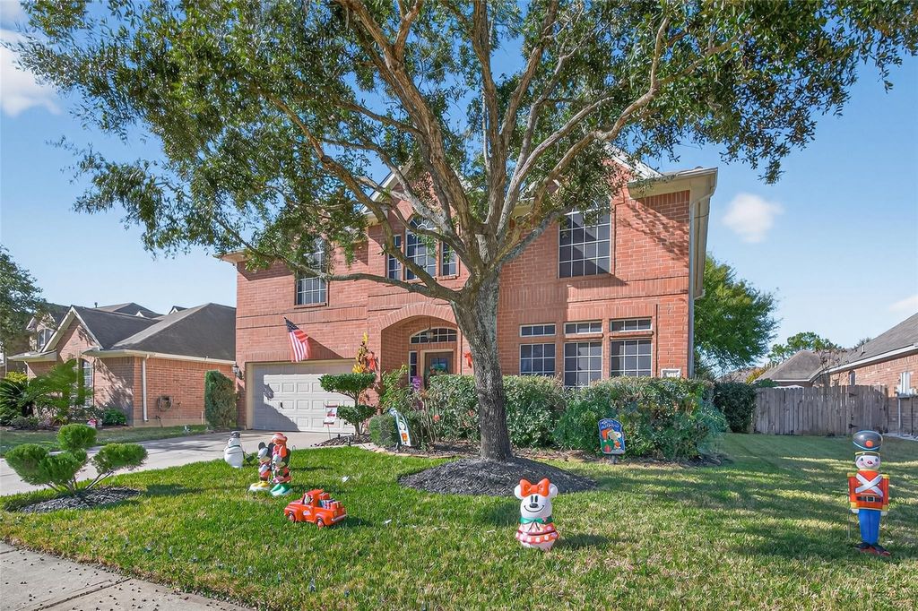 Photo of 19119 Poplar Trails Lane, Tomball, TX 77375 (MLS # 57116581)