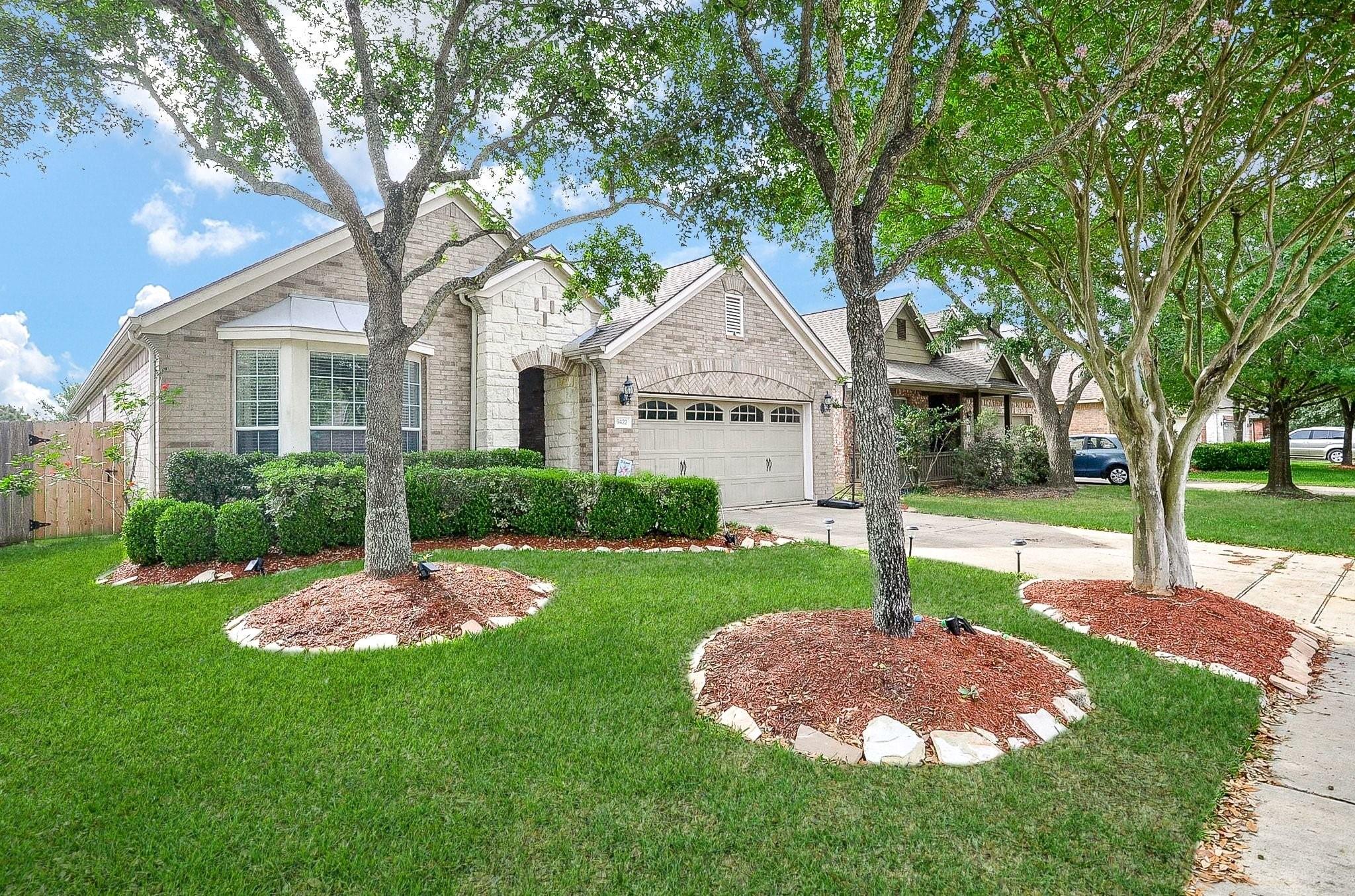 9422 Herons Grove Lane