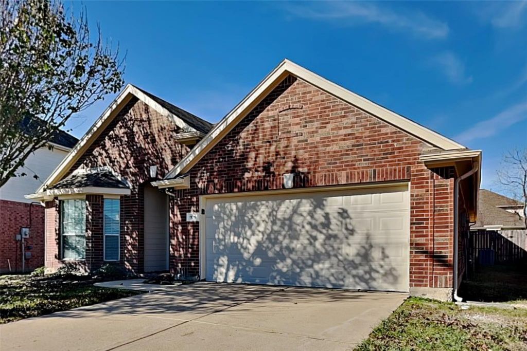 Photo of 11019 Sentry Court, Houston, TX 77065 (MLS # 10550637)