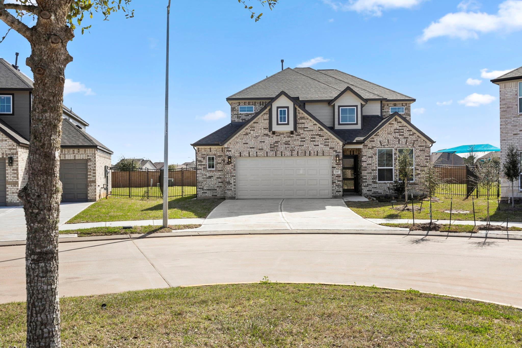 32407 Hamilton Crest Court