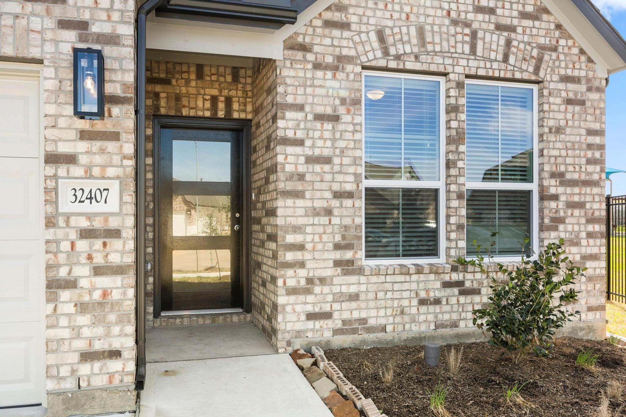 32407 Hamilton Crest Court
