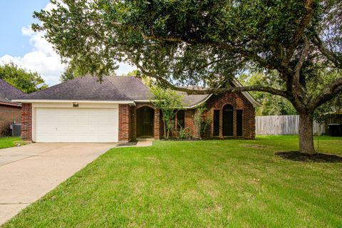 Property photo of 1145 westglen drive, alvin, TX 77511