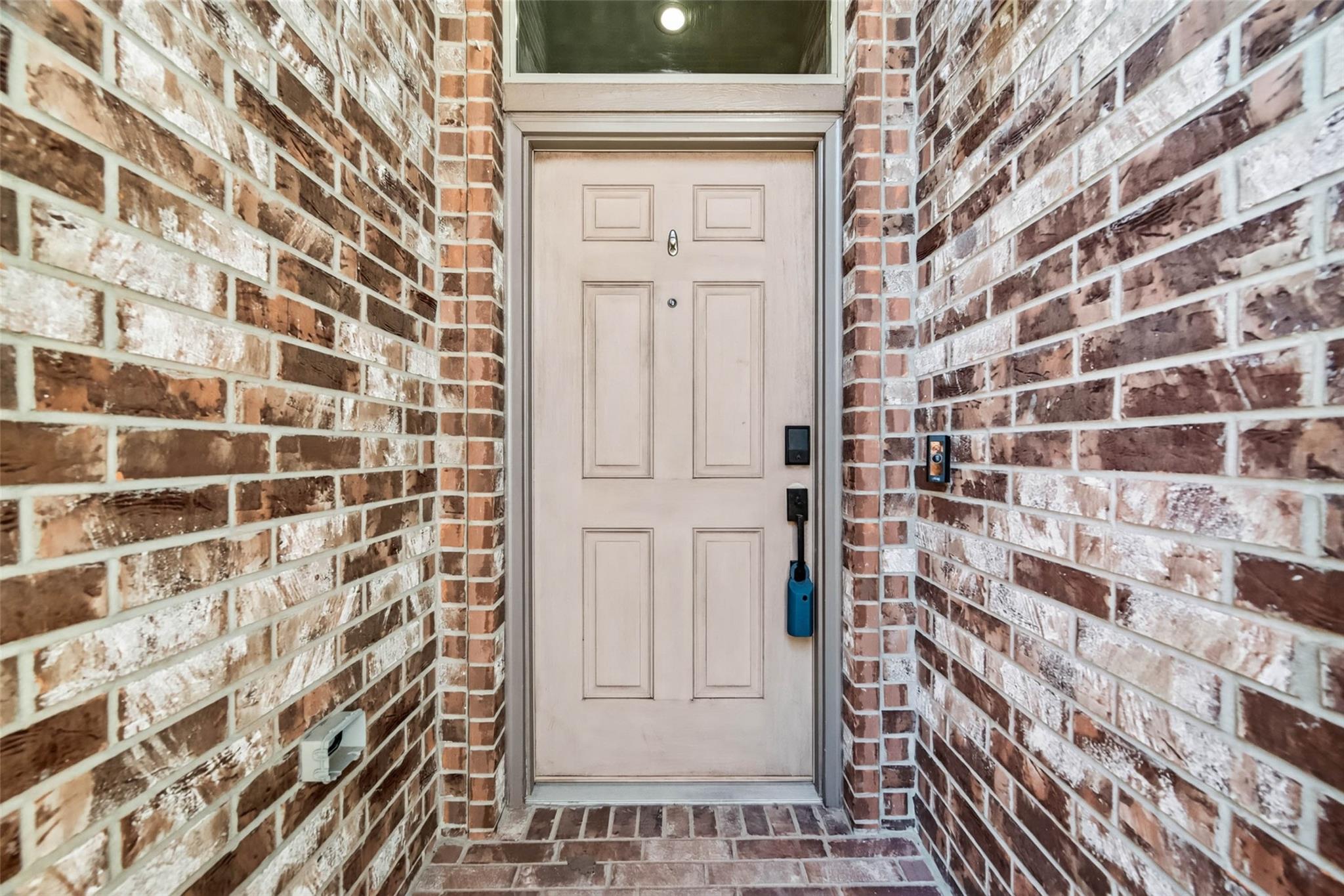 2750 Lomelina Lane