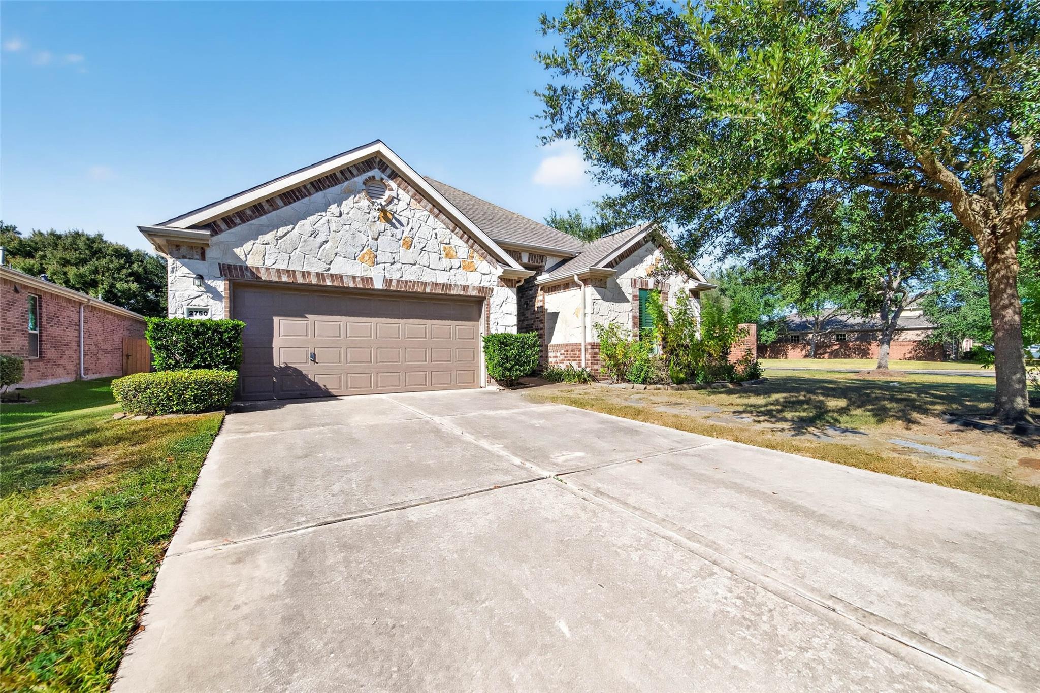 2750 Lomelina Lane