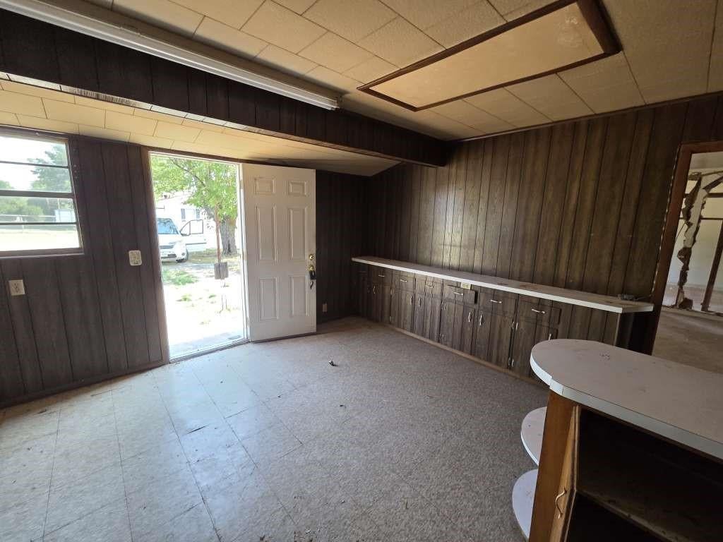 Photo of 110 W Southland Avenue, Electra, TX 76360 (MLS # 64076632)