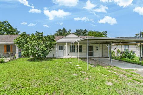 Photo of 538 Pecan Drive, South Houston, TX 77587 (MLS # 46727270)
