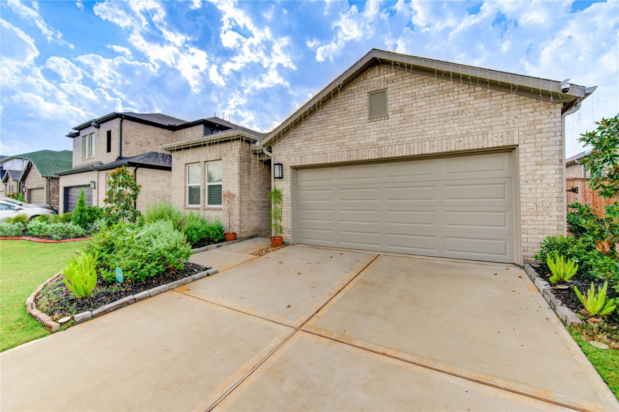 9727 Arrigoni Creek Drive