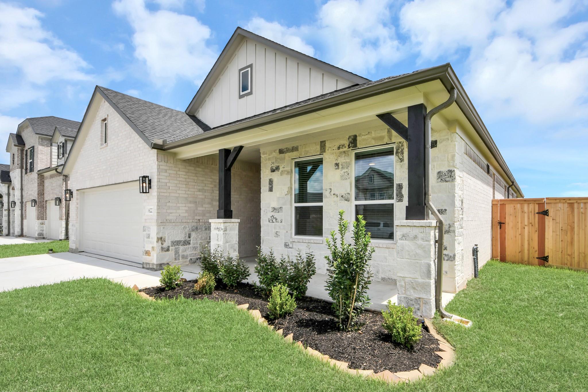 5858 Fox Peak Lane