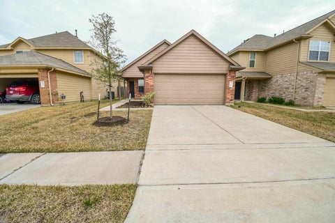 Photo of 5750 Kyle Cove Drive, Katy, TX 77449 (MLS # 43986374)