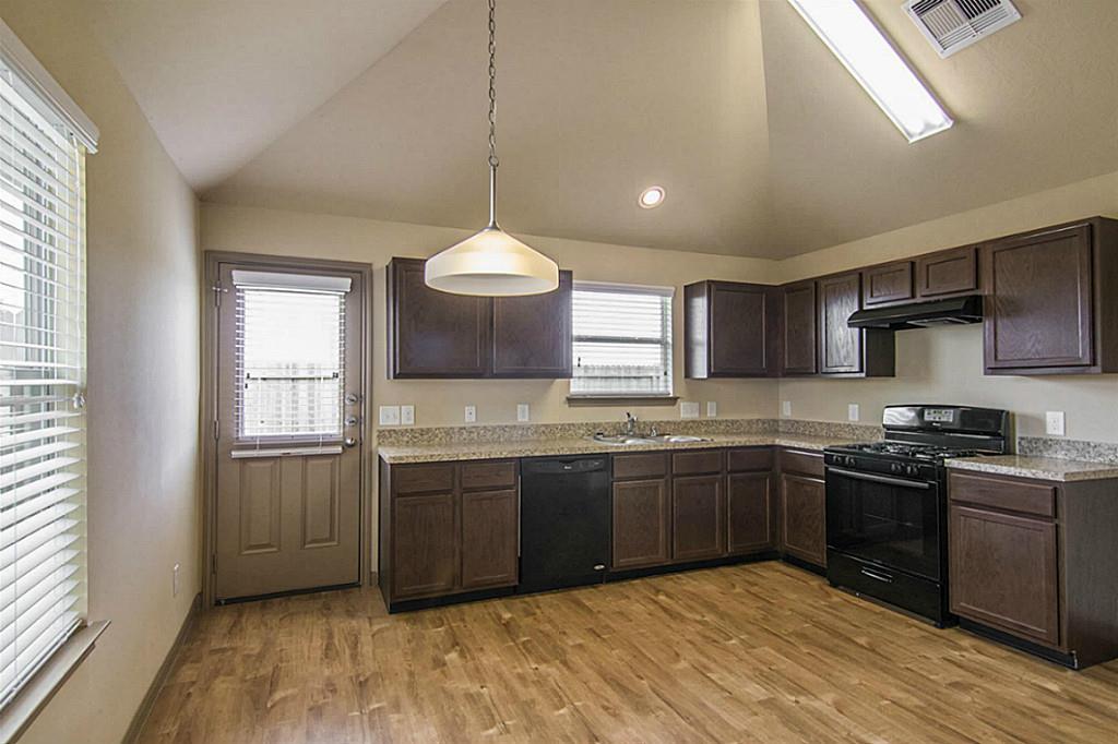 5750 Kyle Cove Drive