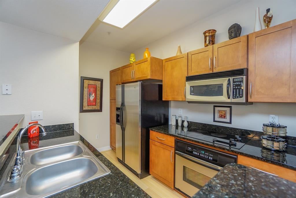 2299 Lone Star Drive 202