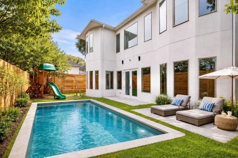 Photo of 3735 University Boulevard, Houston, TX 77005 (MLS # 57955962)