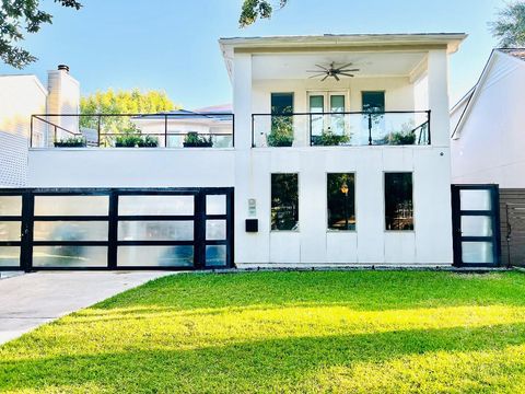 Photo of 3735 University Boulevard, Houston, TX 77005 (MLS # 57955962)