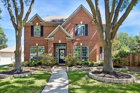 Photo of 203 Heathbrook Lane, Houston, TX 77094 (MLS # 86098740)