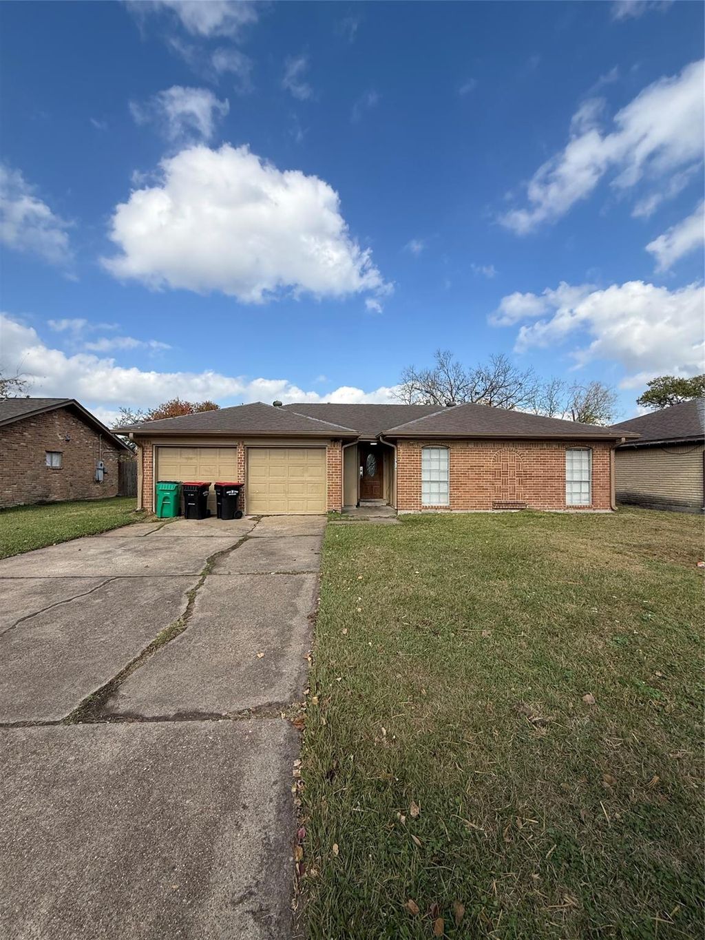 Photo of 5414 Hazel Street, Baytown, TX 77521 (MLS # 17340131)