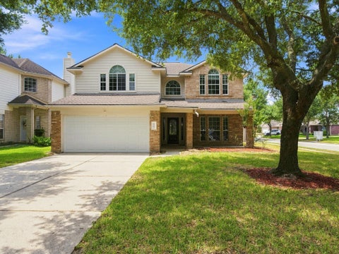 Homes For Sale - 32302 Golden Oak Park Lane<br/> Conroe, TX 77385