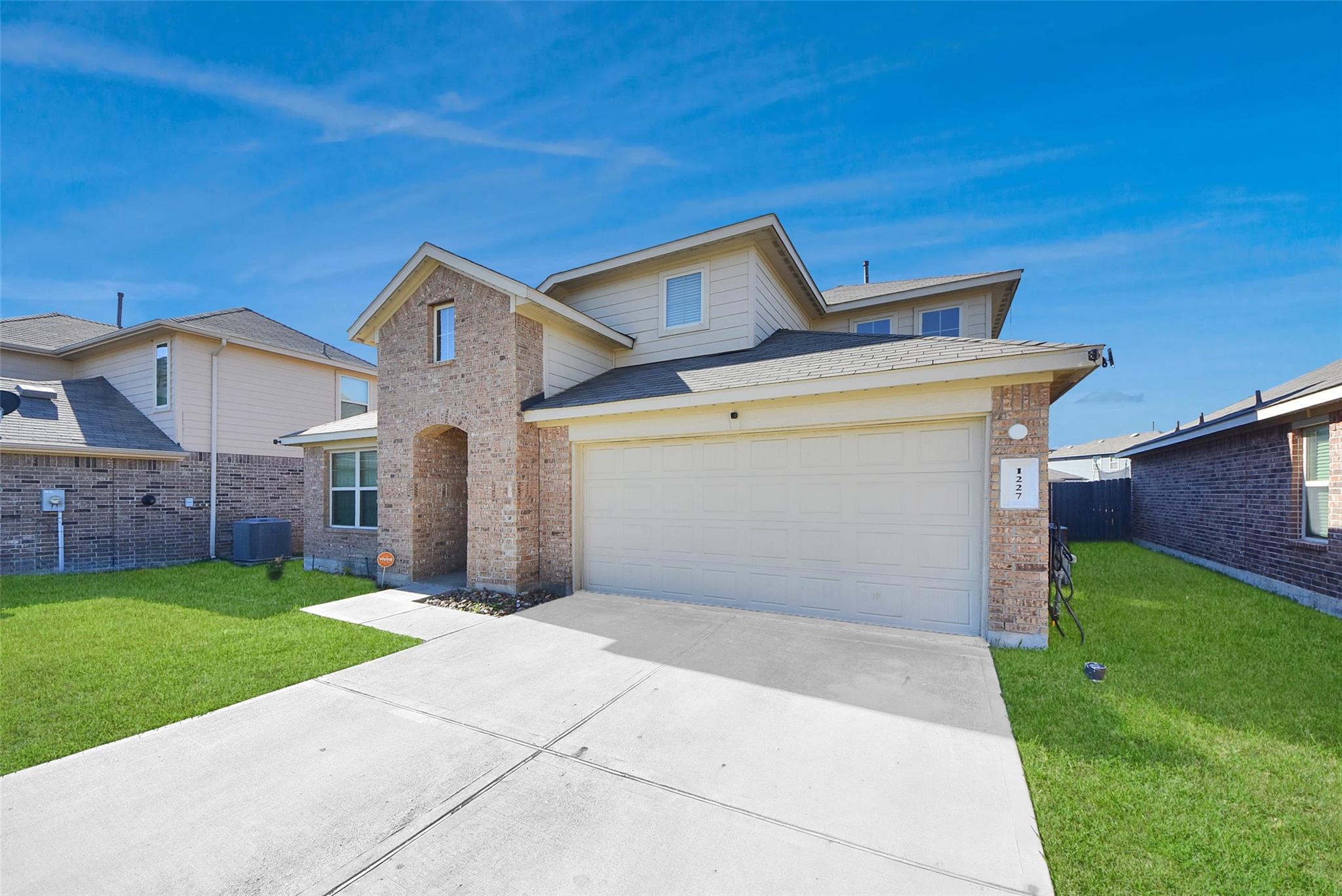 1227 Baja Vista Way
