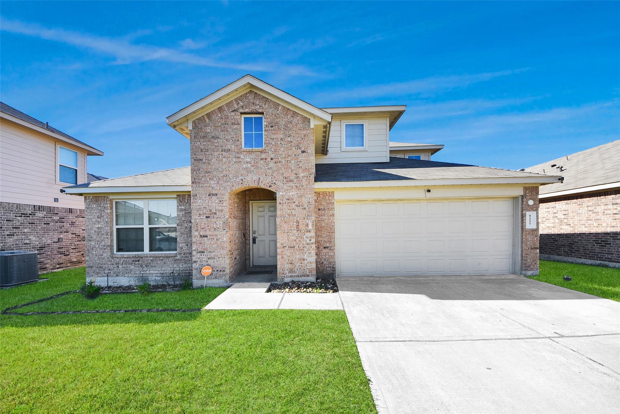 1227 Baja Vista Way