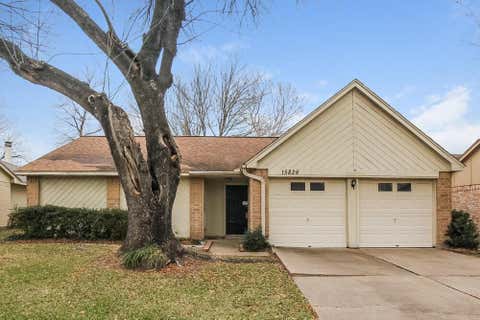 Photo of 15826 Beechnut Street, Houston, TX 77083 (MLS # 32862641)