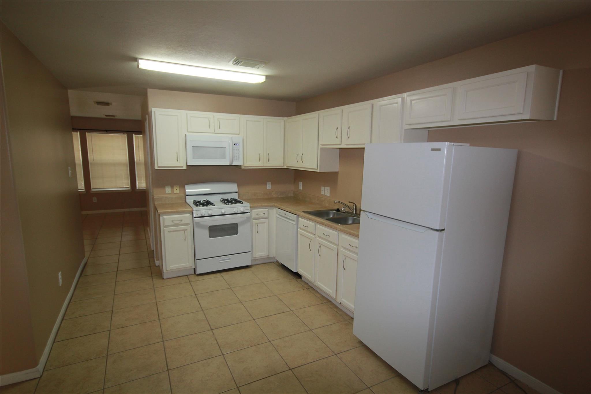 6418 Mountain Pines Lane