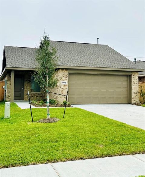 Photo of 1534 Gentle Wind Court, Angleton, TX 77515 (MLS # 86201245)