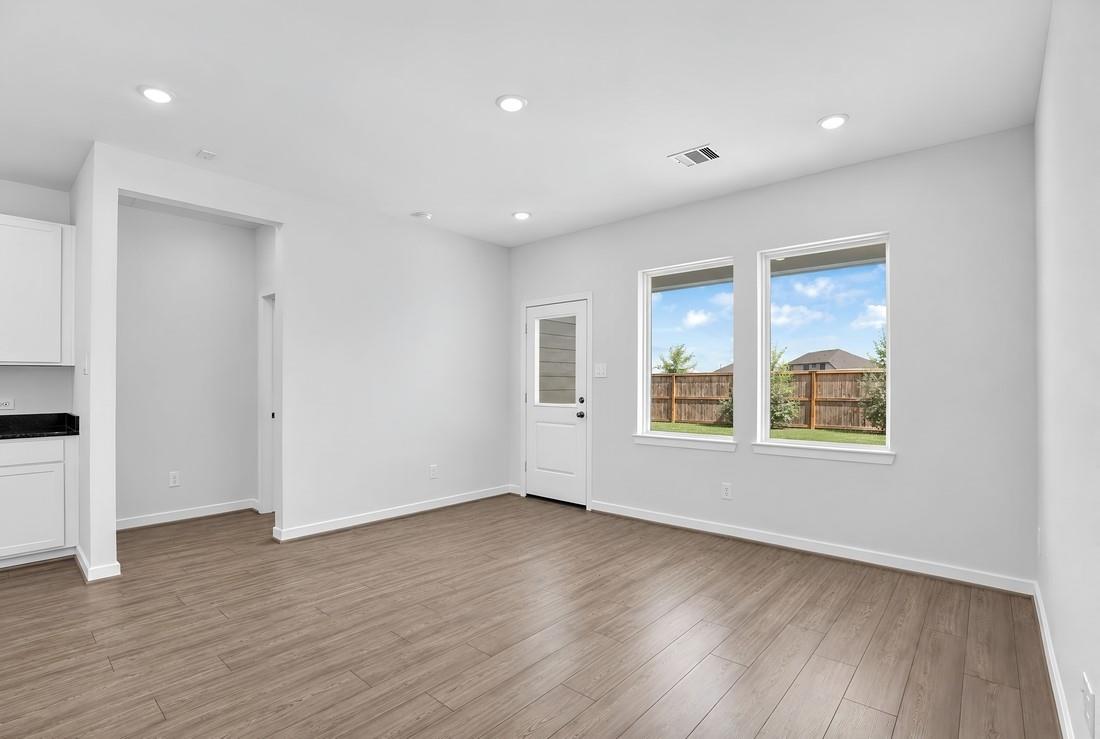 17422 Lush Laurel Lane