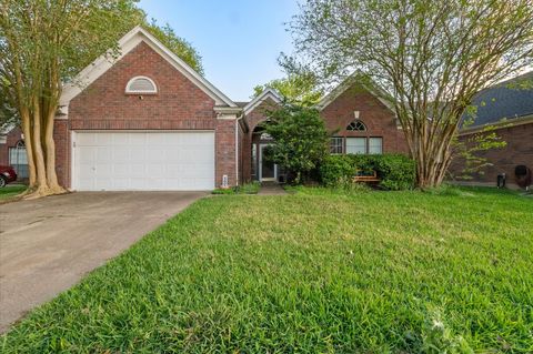 Photo of 4805 Chrissie Drive, Pearland, TX 77584 (MLS # 19360489)