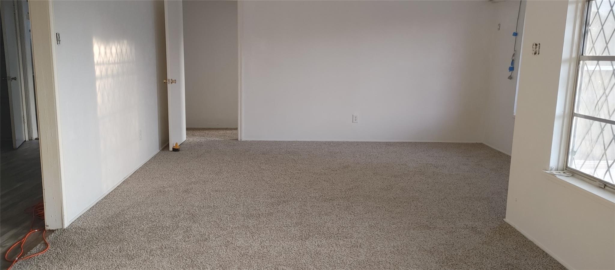 11007 Southview Street - Photo 4
