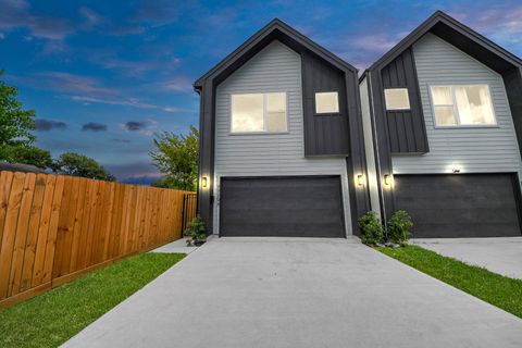 Photo of 7729 Avenue J #A, Houston, TX 77012 (MLS # 32679689)