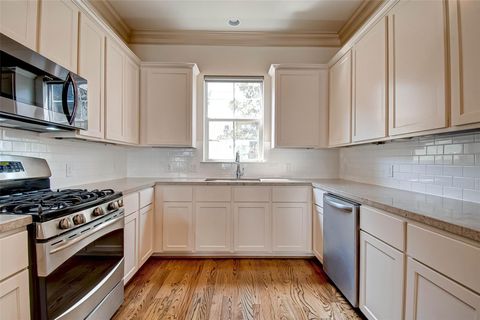 Photo of 4031 Bellefontaine St Street #127, Houston, TX 77025 (MLS # 83276548)