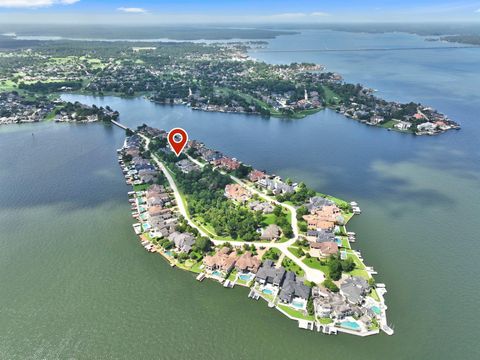 Photo of 38 Benthaven E, Montgomery, TX 77356 (MLS # 81134250)