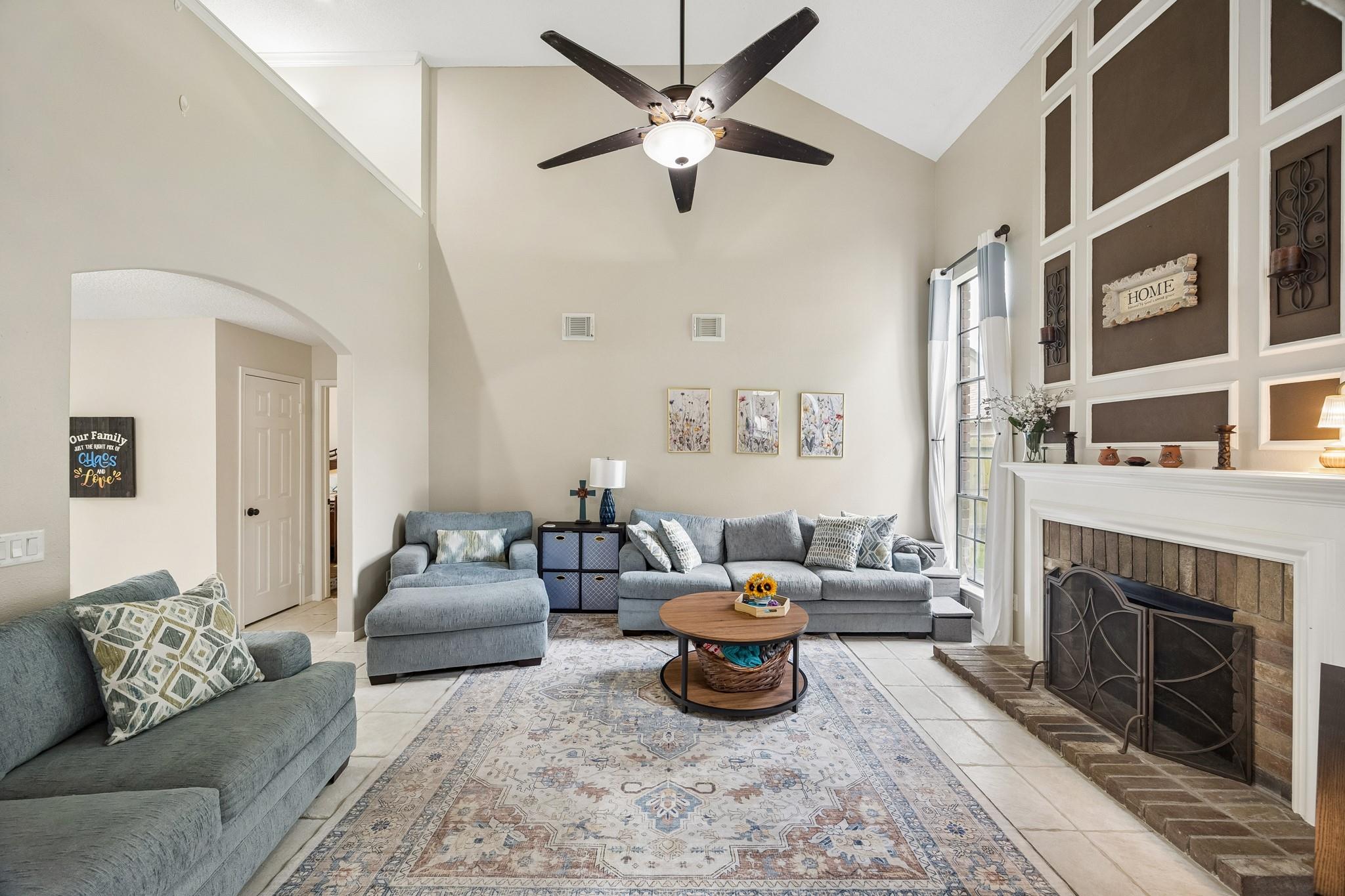 15223 Evergreen Knoll Lane