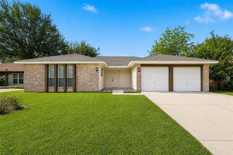 Photo of 16315 Dew Drop Lane, Houston, TX 77095 (MLS # 53812768)