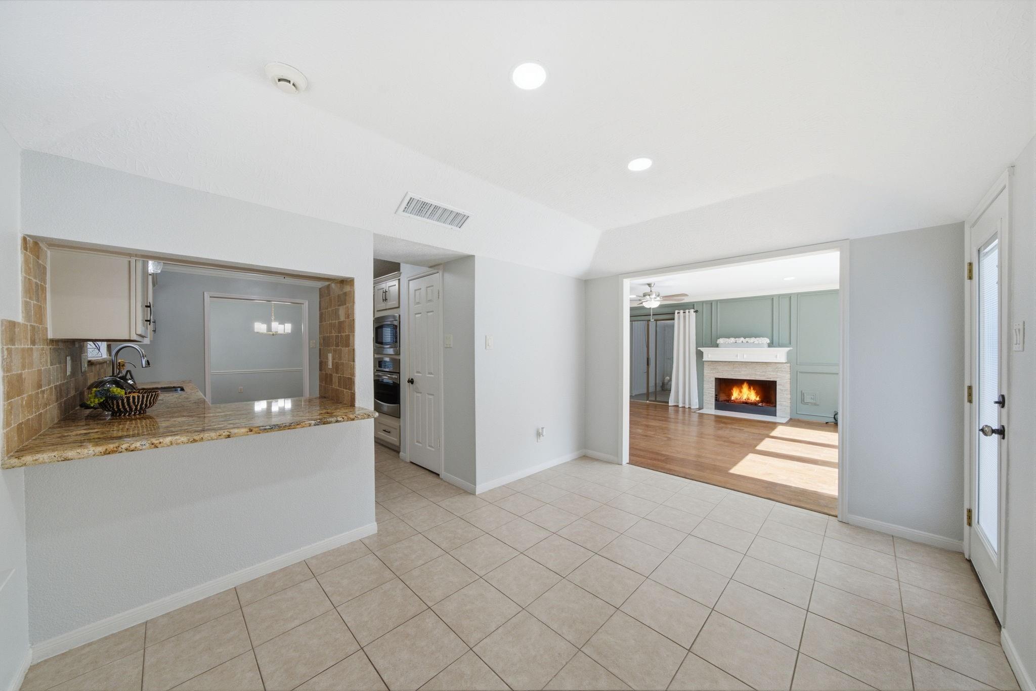 3302 Lindenfield Drive