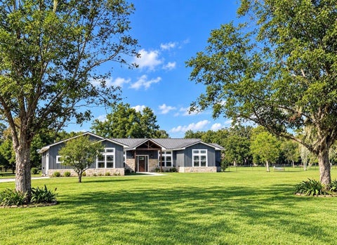 Photo of 5762 County Road 244, Brazoria, TX 77422 (MLS # 91964599)