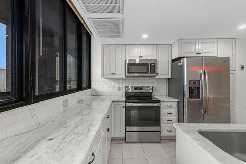 Tiny photo for 5150 Hidalgo Street #202, Houston, TX 77056 (MLS # 23142877)