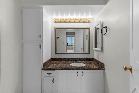 Tiny photo for 5150 Hidalgo Street #202, Houston, TX 77056 (MLS # 23142877)