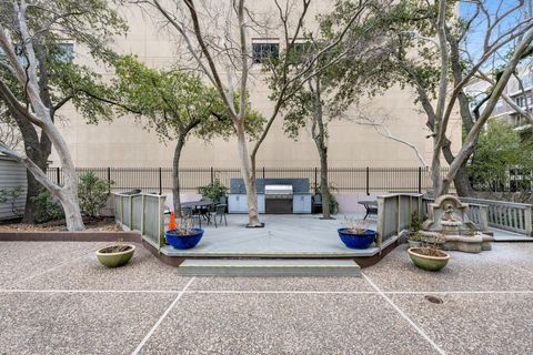 Tiny photo for 5150 Hidalgo Street #202, Houston, TX 77056 (MLS # 23142877)