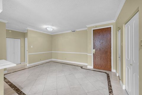 Tiny photo for 5150 Hidalgo Street #202, Houston, TX 77056 (MLS # 23142877)