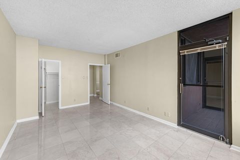 Tiny photo for 5150 Hidalgo Street #202, Houston, TX 77056 (MLS # 23142877)