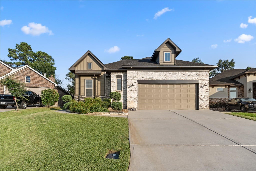 Photo of 12379 Pebble View Drive, Conroe, TX 77304 (MLS # 14427833)