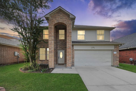 Photo of 10026 Gil Jr Lane, Houston, TX 77075 (MLS # 75929427)