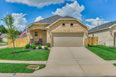 Homes For Sale - 27087 Grey Fox Run<br/> Magnolia, TX 77354