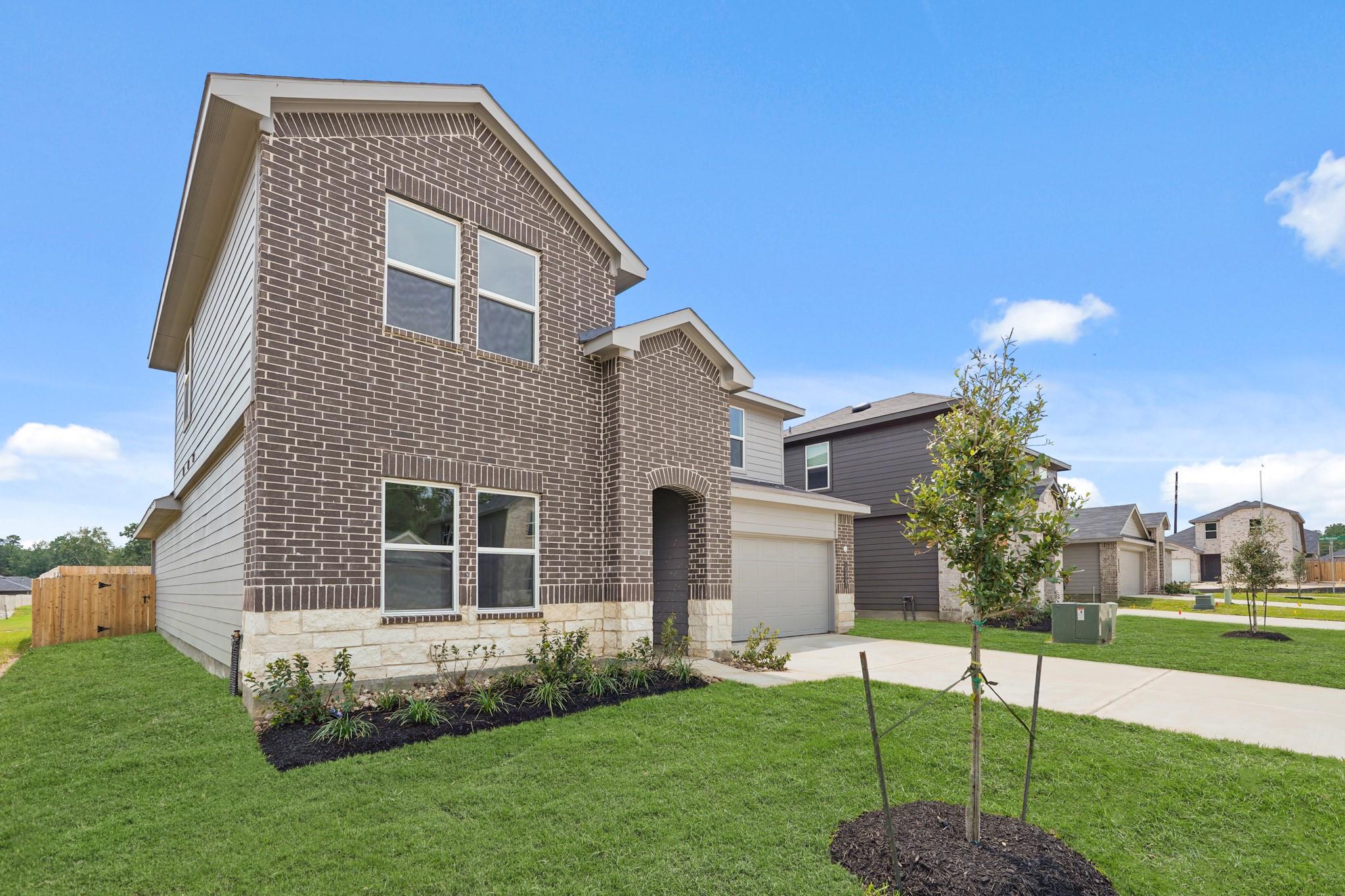 15863 Elegant Pine Lane
