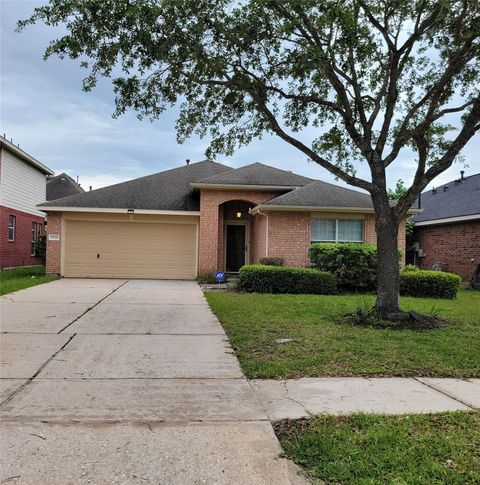 Photo of 15126 Summer Sunset Drive, Humble, TX 77396 (MLS # 67043456)