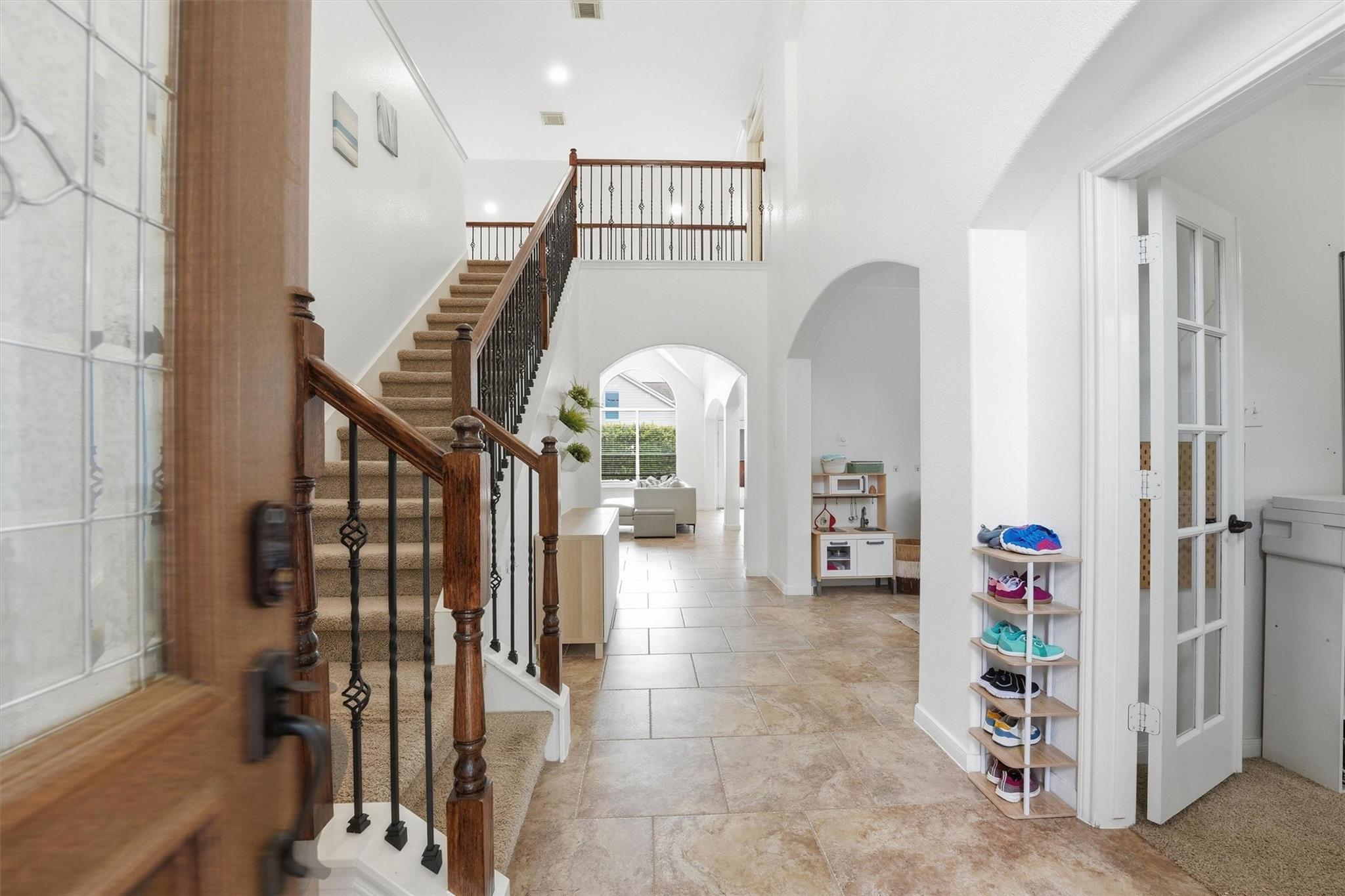 115 S Rocky Point Circle