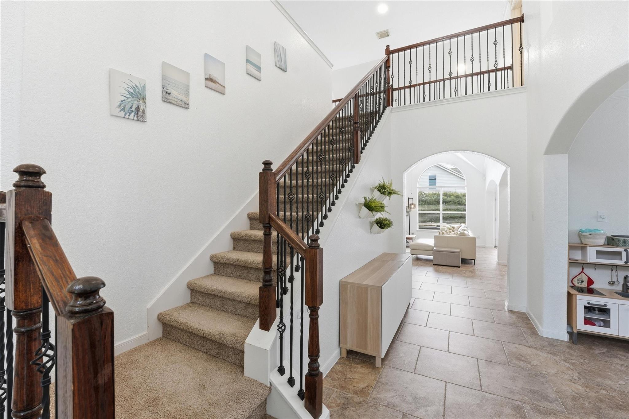 115 S Rocky Point Circle